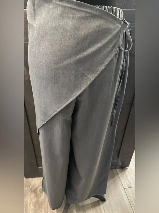 SHEIN Gray High-Waisted Wide Leg Pants W/Tie Cross Wrap - Picture 6 of 13